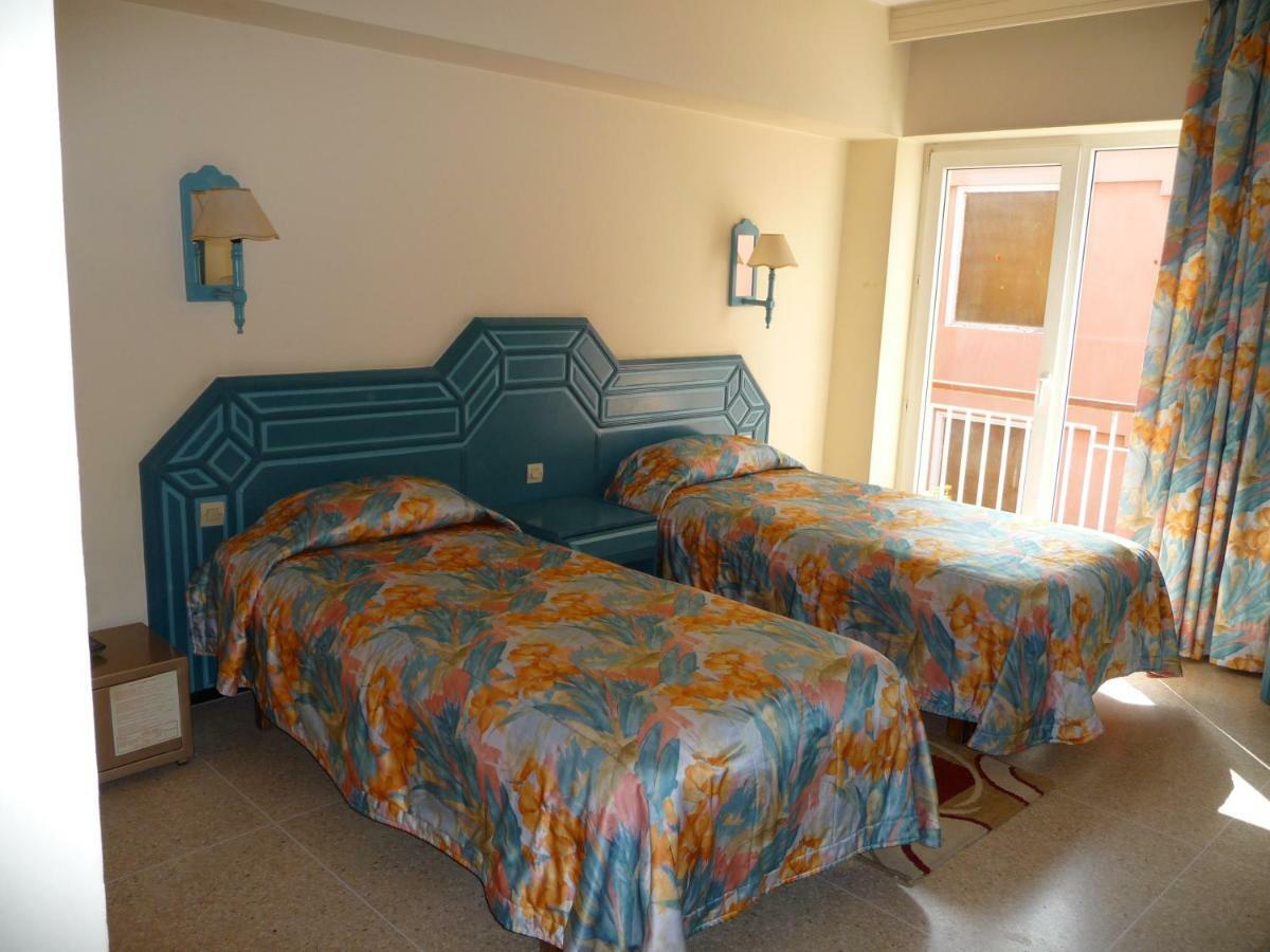 Hotel Kamal City Center Agadir Bagian luar foto